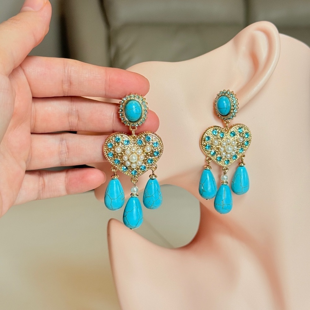⚜️ Turquoise Heart Drop Earrings - Gold Tone Women Jewelry - Picture 3 of 10